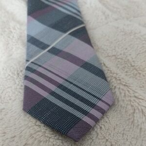 NWT RW&CO. Plaid Tie -Silk Purple and Black